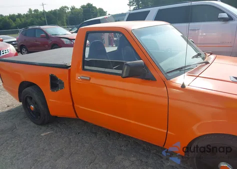 1985 Chevrolet S Truck S10 z USA, uszkodzony, nr VIN 1GCCS14B9F2186322